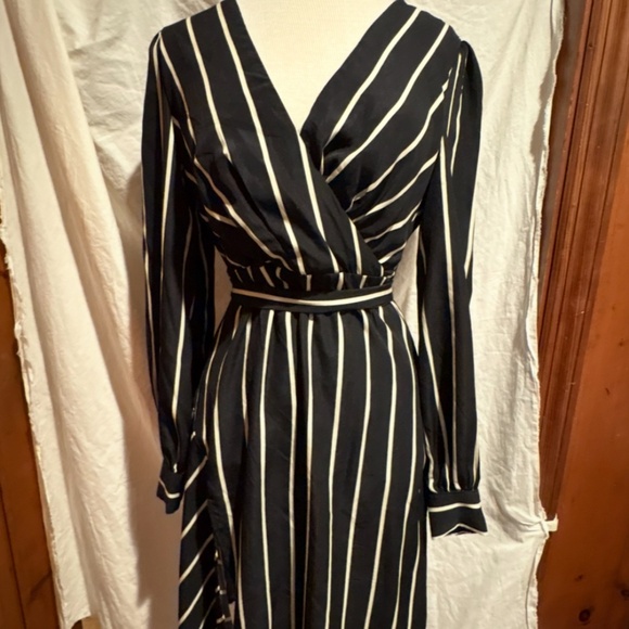 Essue black and cream striped dress, M - Picture 2 of 14